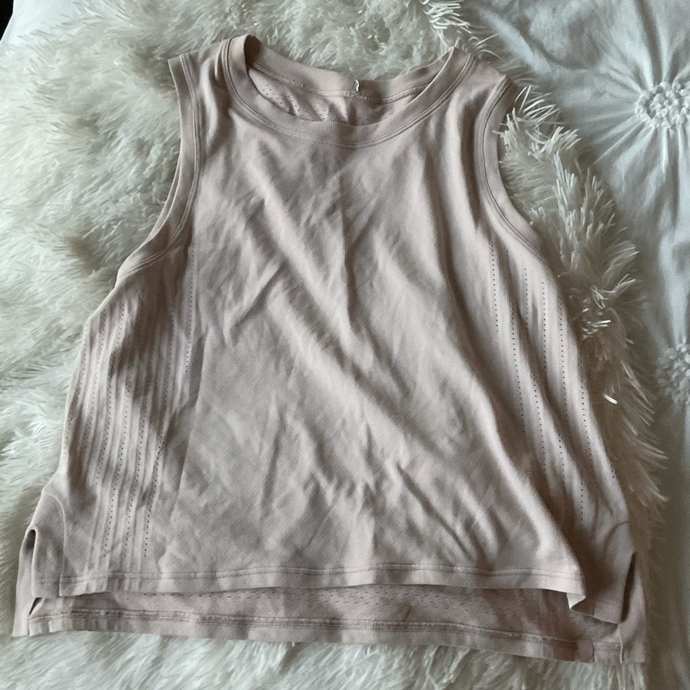 Lululemon light pink Train to be Tank